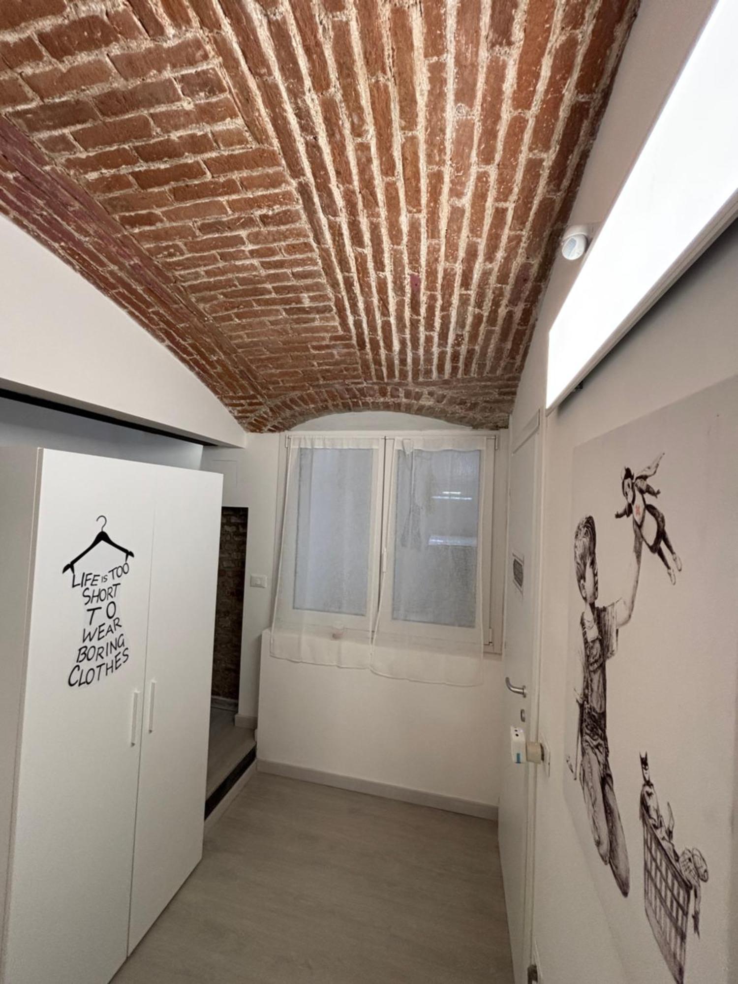 La Vecchia Milano-Les Nubles Vannucci - Il Ballatoio E Il Cortile Eksteriør billede